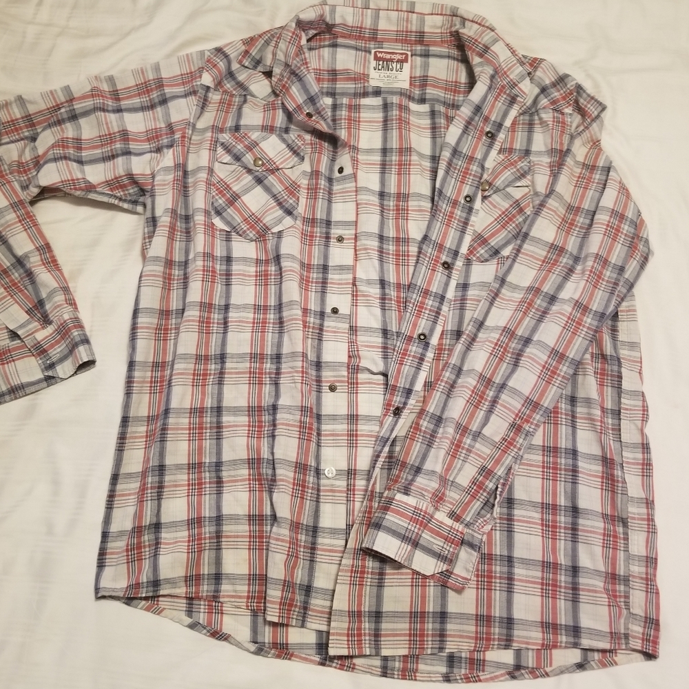 Wrangler plaid shirt